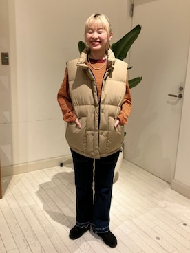 「アイテム（ダウンベスト）」を使った、B:MING by BEAMS WOMENさん（レディース・156cm）の秋コーディネート