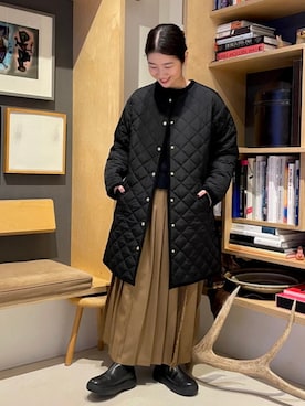 「アイテム（ノーカラーコート）」を使った、B:MING by BEAMS WOMENさん（レディース・159cm）の秋コーディネート