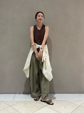 「LAATO（ラート）のアイテム」を使った、岡本さん（レディース・167cm）の夏コーディネート