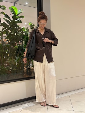 「LAATO（ラート）のアイテム」を使った、岡本さん（レディース・167cm）の夏コーディネート