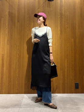「URBAN RESEARCH（アーバンリサーチ）のアイテム（キャップ）」を使った、岡本さん（レディース・167cm）の秋コーディネート