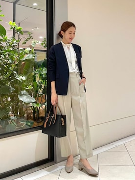 「URBAN RESEARCH（アーバンリサーチ）の『2サイズ展開』ノーカラージャケット（ノーカラージャケット）」を使った、岡本さん（レディース・167cm）の冬コーディネート