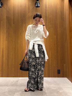 「MOHI（モヒ）のアイテム」を使った、岡本さん（レディース・167cm）の春コーディネート