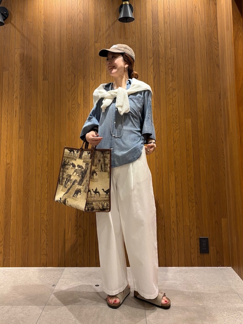 岡本(URBAN RESEARCH なんばCITY)｜URBAN RESEARCHのシャツ/ブラウスを使ったコーディネート - WEAR
