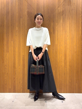 「アイテム（カチューシャ）」を使った、オカモトさん（レディース・167cm）の秋コーディネート