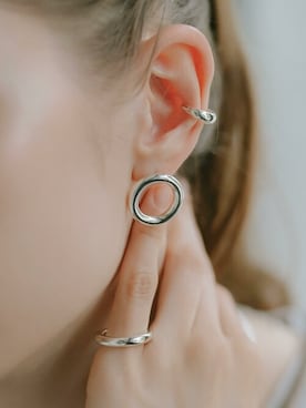 「Ops.（オプス）のアイテム」を使った、Ops Accessoryさん（レディース・165cm）の春コーディネート