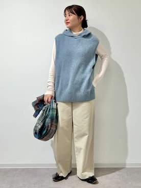 「アイテム（ストール/ショール、グレー系）」を使った、fuuさん（レディース・154cm）の秋コーディネート