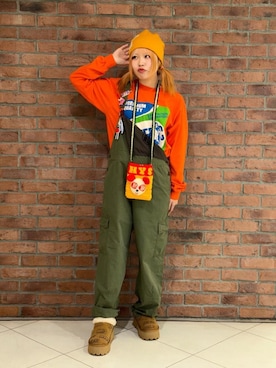 「アイテム（つなぎ/オールインワン）」を使った、yuraさん（レディース・160cm）の秋コーディネート