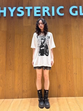 「HYSTERIC GLAMOUR（ヒステリックグラマー）のWOW GIRL オーバーサイズTシャツ（Tシャツ/カットソー、ホワイト系）」を使った、ユウさん（レディース・168cm）の夏コーディネート