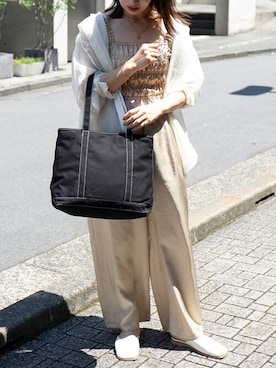 「green label relaxing（グリーンレーベルリラクシング）のアイテム（オールインワン・サロペット）」を使った、setup7_womenさん（レディース・155cm）の春コーディネート