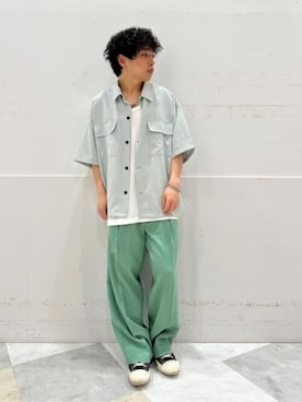 「LUCY（ルーシー）のアイテム（スラックス）」を使った、WEGOさん（メンズ・165cm）の春コーディネート