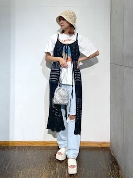 「グラフィックＴ」｜「アイテム（ワンピース/ドレス）」を使った、WEGOさん（レディース・167cm）の春コーディネート