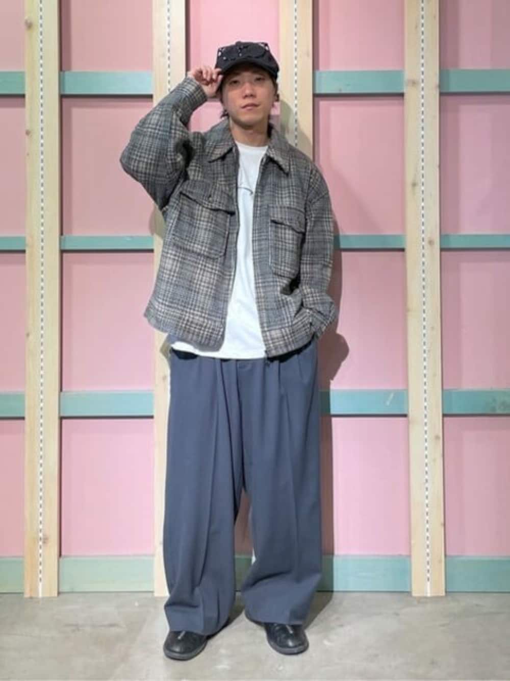 「チェック、ブルゾン、スラックス、冬コーデ、ロンT、ワイドパンツ、プチプラ、ハンチング、きれいめカジュアル、ファッションを楽しもう」｜「LUCYのLUCY/【23年秋冬新作】ニットメルトン ZIPブルゾン（ブルゾン、その他）」を使った、WEGOさん（メンズ・168cm）の秋コーディネートの1枚目の写真