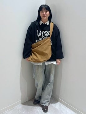 「アイテム（デニムパンツ、レッド系）」を使った、WEGOさん（レディース・159cm）の冬コーディネート