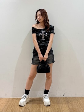 「アイテム（デニムスカート）」を使った、WEGOさん（レディース・163cm）の秋コーディネート