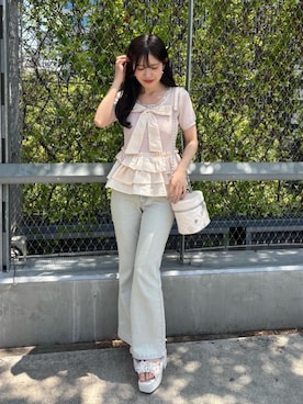 「MAJESTIC LEGON（マジェスティックレゴン）のデコビジューバニティバッグ（ショルダーバッグ）」を使った、naaatsumi00さん（レディース・162cm）の春コーディネート