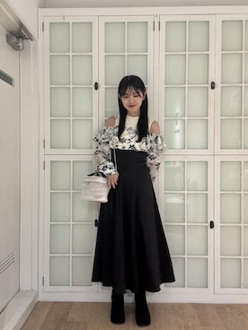 「MAJESTIC LEGON（マジェスティックレゴン）のバックリボン厚底ロングブーツ（ブーツ、ブラック系）」を使った、naaatsumi00さん（レディース・162cm）の秋コーディネート