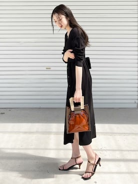 「minia（ミニア）のアイテム（アクセサリー）」を使った、mireiさん（レディース・160cm）の春コーディネート