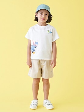 「アイテム（チノパンツ）」を使った、Lovetoxicさん（キッズ・111cm）の春コーディネート