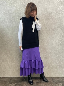 「EUCLAID（エウクレイド）のアイテム（スカート）」を使った、EUCLAID Staffさん（レディース・167cm）の秋コーディネート