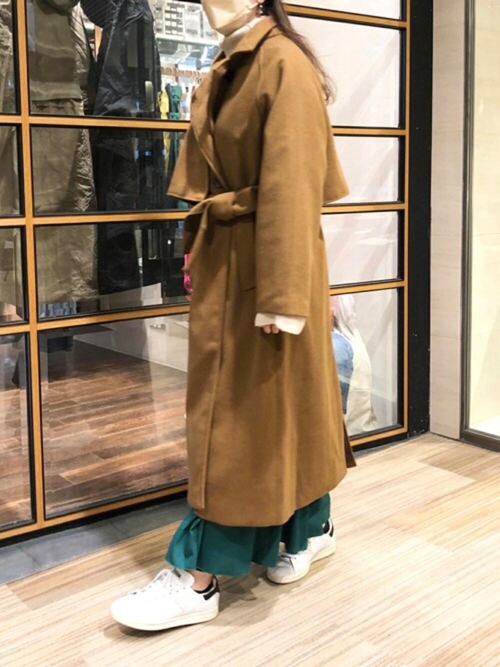 「ロングコート、EUCLAID、エウクレイド、ロングウールコート」｜「EUCLAIDのフェイクウールスタンドカラーコート（その他アウター、イエロー系）」を使った、EUCLAID Staffさん（レディース・161cm）の秋コーディネートの1枚目の写真