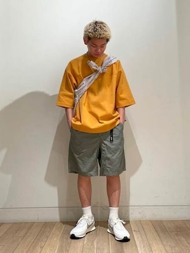 「アイテム（スウェット、ゴールド系）」を使った、BEAMSさん（メンズ・169cm）の春コーディネート