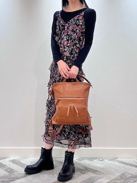 「Desigual（デシグアル）のアイテム（ブーツ）」を使った、Desigual 神戸阪急 STAFFさん（レディース・170cm）の秋コーディネート