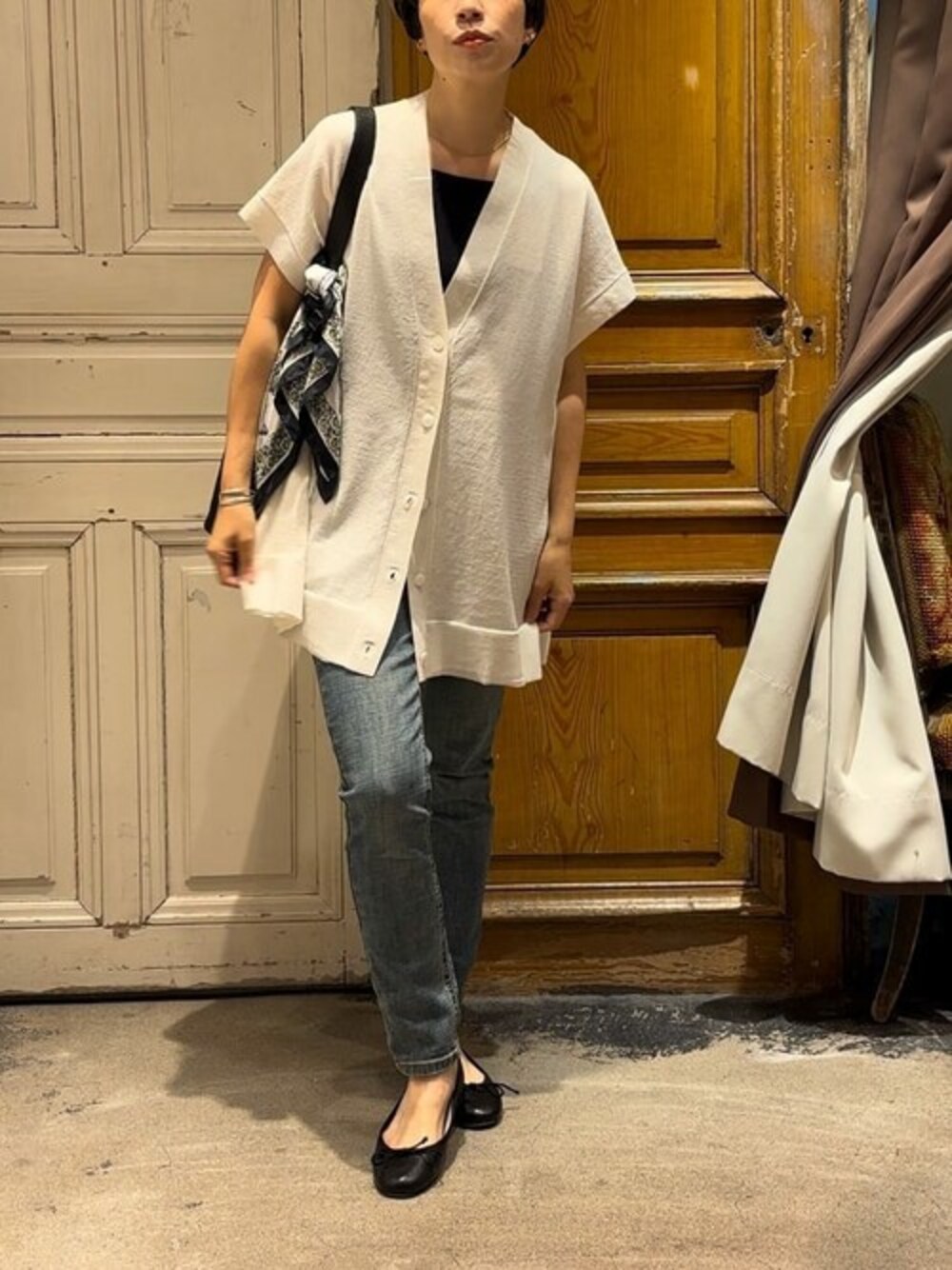 BEARDSLEY ブラック カーディガン 未使用 BEARDSLEY ビアズリー