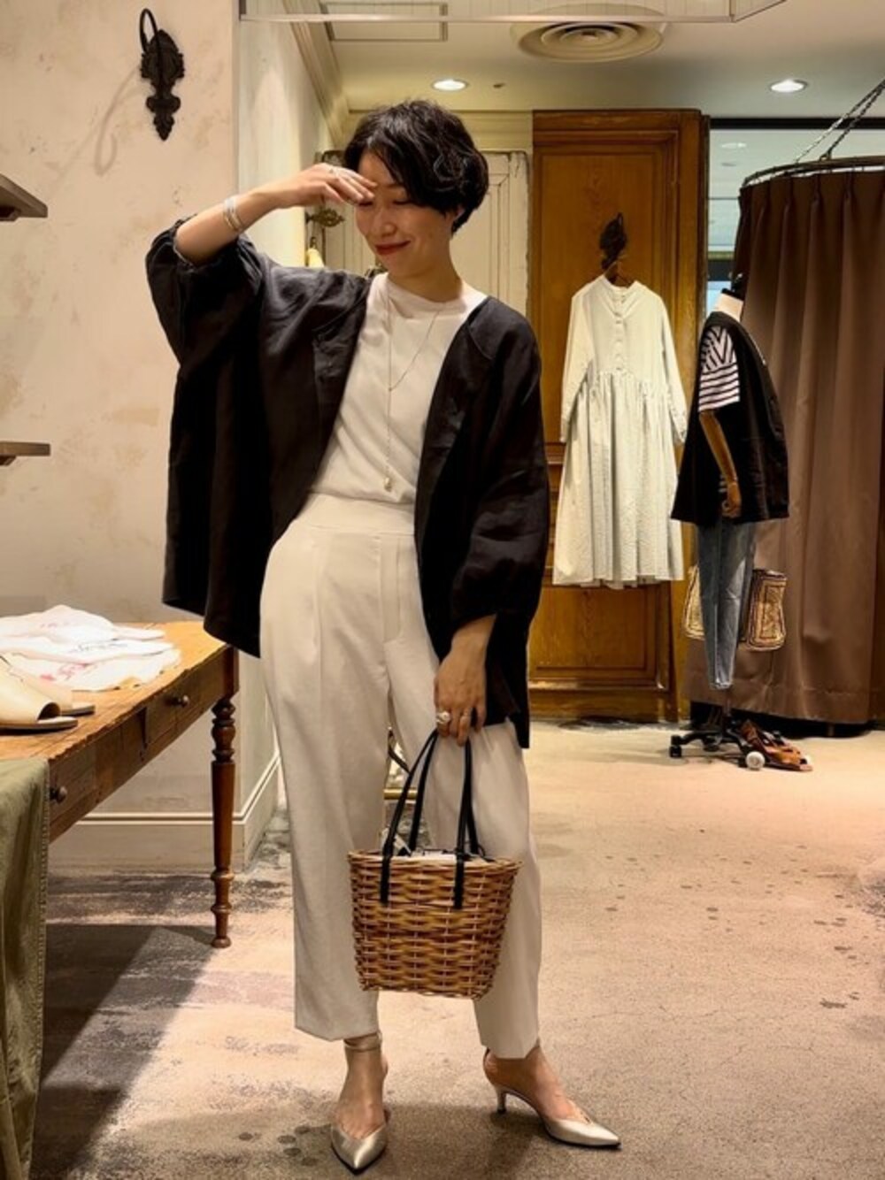 BEARDSLEY（ビアズリー）の「リネン前後ブラウス（シャツ/ブラウス