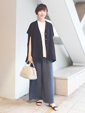 「BEARDSLEY」｜「アイテム（スラックス）」を使った、BEARDSLEYさん（レディース・164cm）の夏コーディネート