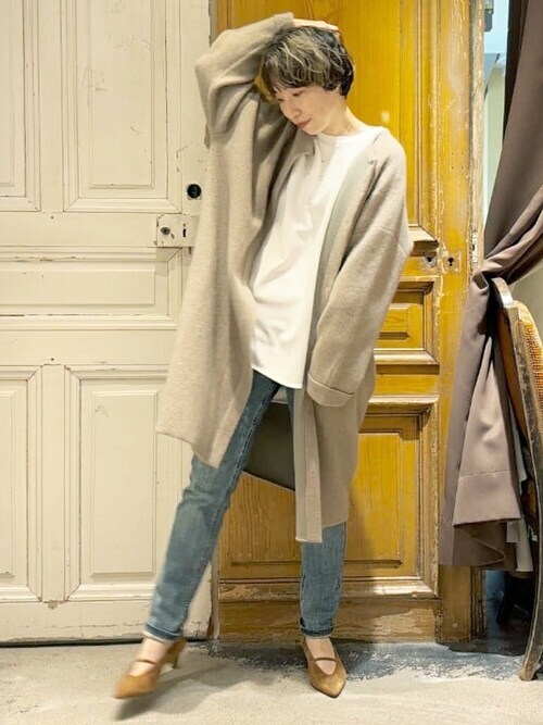 BEARDSLEYBEARDSLEYさんのノーカラーコートを使ったコーディネート  