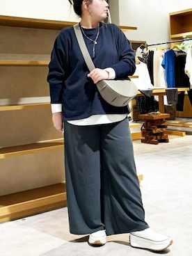 「BEARDSLEY」｜「アイテム（スラックス）」を使った、BEARDSLEYさん（レディース・158cm）の夏コーディネート