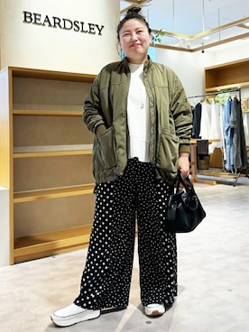 「BEARDSLEY」｜「アイテム（MA-1）」を使った、BEARDSLEYさん（レディース・158cm）の夏コーディネート
