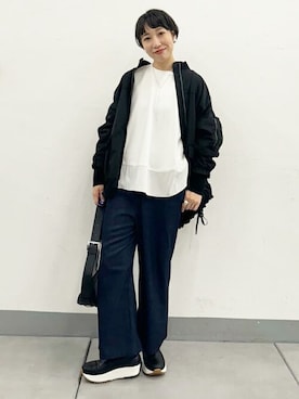 「BEARDSLEY」｜「アイテム（MA-1）」を使った、BEARDSLEYさん（レディース・157cm）の秋コーディネート