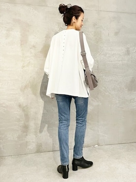 「BEARDSLEY」｜「アイテム（ブーツ）」を使った、BEARDSLEYさん（レディース・166cm）の秋コーディネート