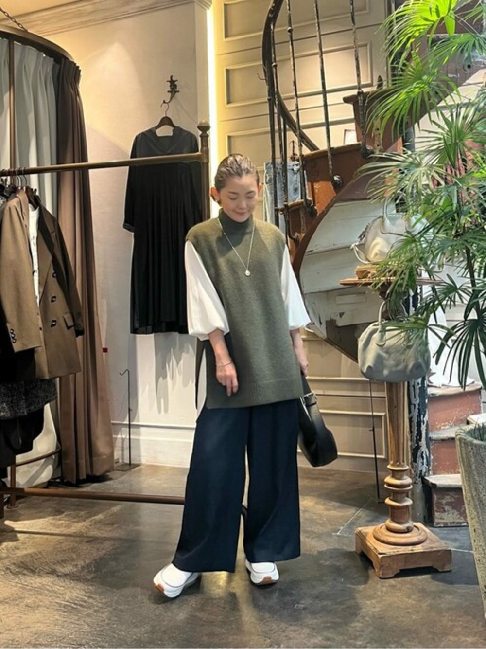 BEARDSLEY☆ホワイトヤク ニットパンツ BEARDSLEY（ビアズリー）の