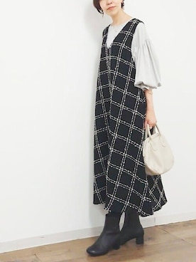 「BEARDSLEY」｜「アイテム（ブーツ）」を使った、BEARDSLEYさん（レディース・164cm）の秋コーディネート