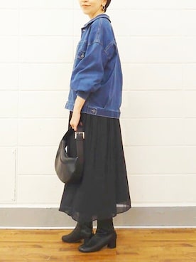 「BEARDSLEY」｜「アイテム（デニムジャケット）」を使った、BEARDSLEYさん（レディース・164cm）の秋コーディネート