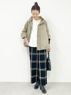 「BEARDSLEY」｜「アイテム（ブルゾン）」を使った、BEARDSLEYさん（レディース・166cm）の秋コーディネート