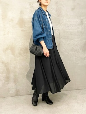 「BEARDSLEY」｜「アイテム（デニムジャケット）」を使った、BEARDSLEYさん（レディース・166cm）の冬コーディネート
