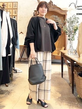 「BEARDSLEY」｜「アイテム（ブルゾン）」を使った、BEARDSLEYさん（レディース・155cm）の春コーディネート