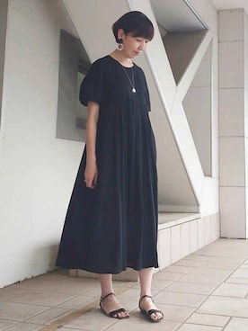 「BEARDSLEY」｜「アイテム（アクセサリー）」を使った、BEARDSLEYさん（レディース・164cm）の春コーディネート