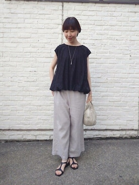 「BEARDSLEY」｜「アイテム（サンダル）」を使った、BEARDSLEYさん（レディース・164cm）の春コーディネート