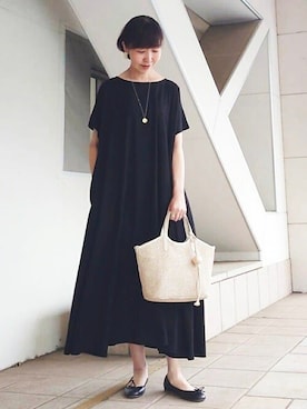 「BEARDSLEY」｜「アイテム（アクセサリー）」を使った、BEARDSLEYさん（レディース・164cm）の春コーディネート