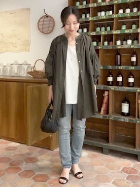 「BEARDSLEY」｜「アイテム（アクセサリー）」を使った、BEARDSLEYさん（レディース・158cm）の春コーディネート