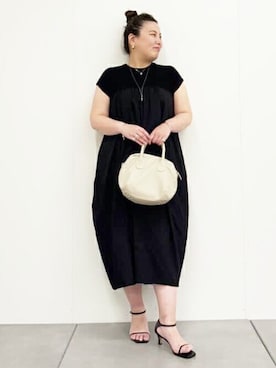 「BEARDSLEY」｜「アイテム（アクセサリー）」を使った、BEARDSLEYさん（レディース・158cm）の春コーディネート