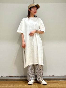 「花柄」｜「アイテム（スリッポン）」を使った、ぞえちゃんさん（レディース・164cm）の春コーディネート