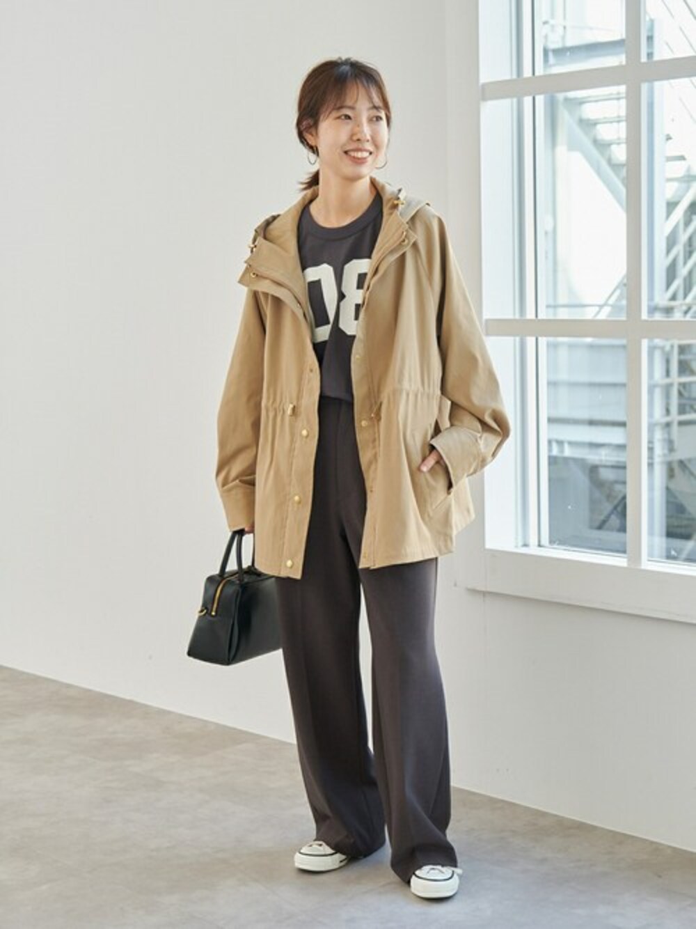 「マンパ、マウンテンパーカー、大人カジュアル、スピック＆スパン、フーディー、Spick & Span(Spick & Span)」｜「Spick & Spanの《追加》撥水ツイルフーデッドブルゾン（その他アウター、ベージュ系）」を使った、さく*さん（レディース・161cm）の冬コーディネートの1枚目の写真