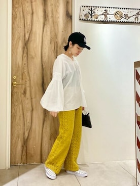 「ROSE BUD（ローズバッド）のアイテム（ショルダーバッグ）」を使った、ROSE BUD STAFFさん（レディース・159cm）の春コーディネート