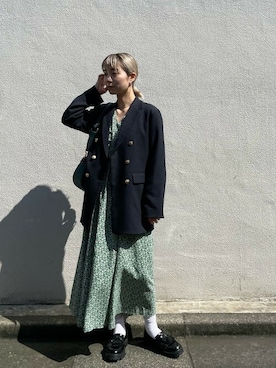 「LAURA DI MAGGIO（ローラディマッジオ）のアイテム」を使った、ROSE BUD STAFFさん（レディース・161cm）の秋コーディネート